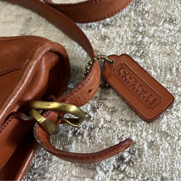 Vintage Coach Taylor Brown Crossbody Y2K Leather Zip Womens Purse - Picture 3 of 9